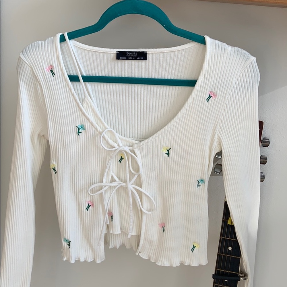 Flower embroderied tank& cardigan 2-piece in white